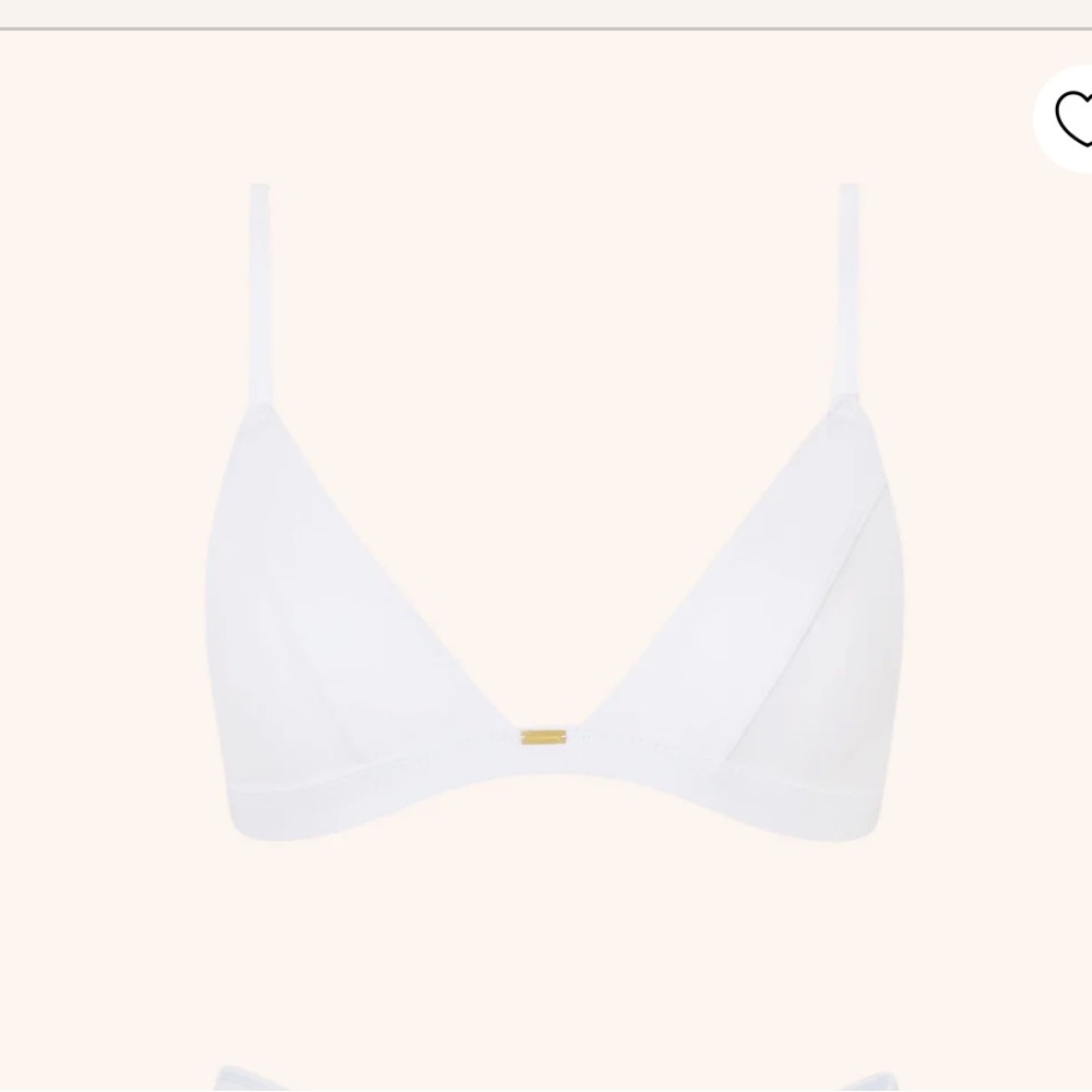 NWT!! Gooseberry white bikini top in medium